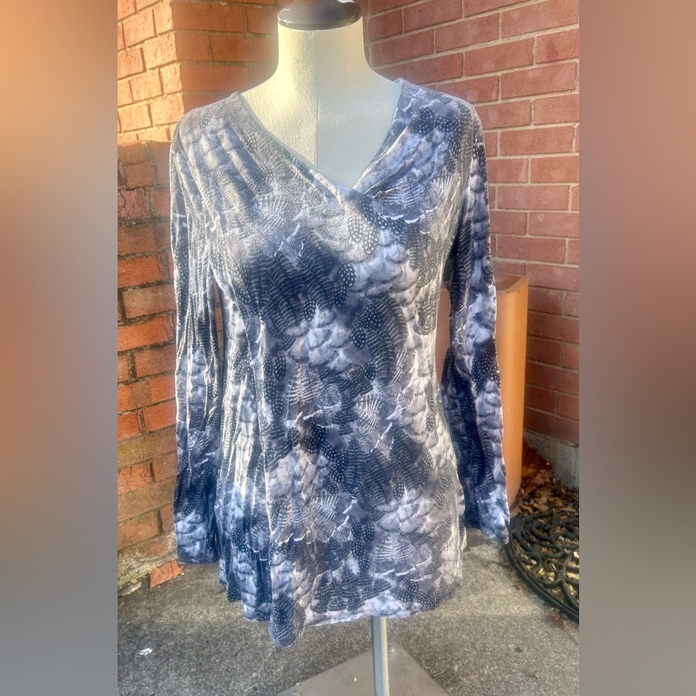 Lysse Women's Abstract Print Tunic V-Neck Long Sleeve, Built-In Shapewear